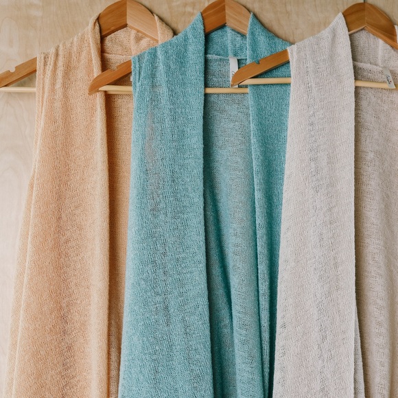 Gauzy Bohemian Cardi Vest in Taupe - Picture 9 of 11